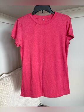 Classic Crewneck Women's Tee - Pink Dize Medium